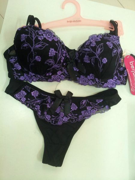 Conjunto Flower Renda Preto/Roxo